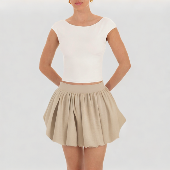 Solid Color Pleated Short Skirt