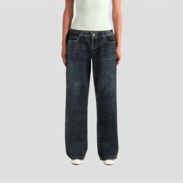 Love Pocket Straight Jeans
